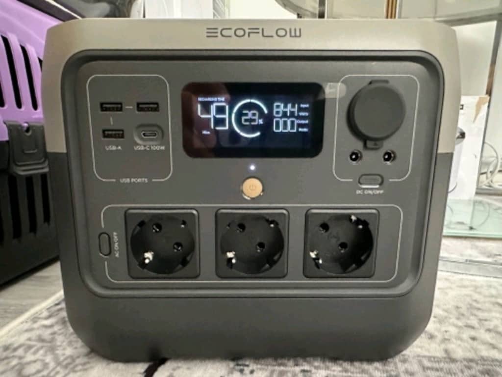 EcoFlow - RIVER 2 Pro Taşınabilir Güç Kaynağı - 768Wh Kapasite, 3x800