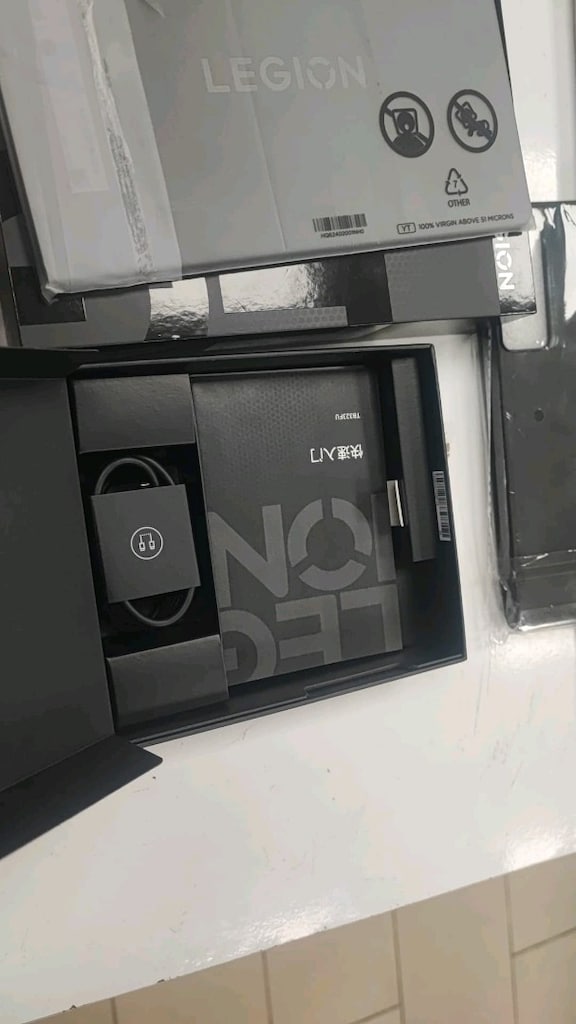 Sıfırdan Farksız Lenovo Legion Y700 5. Gen 12GB/256GB | 10 Günlük + Sı - 5