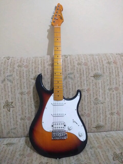 Peavey Raptor Custom+ Fender Frontman 10G