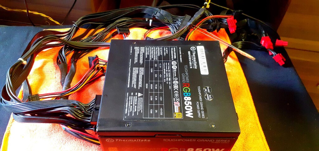 Thermaltake Toughpower Grand RGB 850W Gold PSU - 10