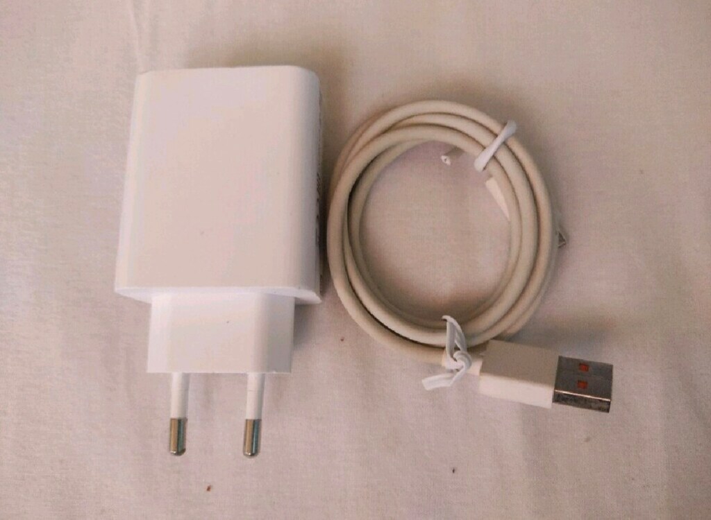 33 WATT XİAOMİ KUTU ÇIKMASI ŞARJ ALETİ. - 2