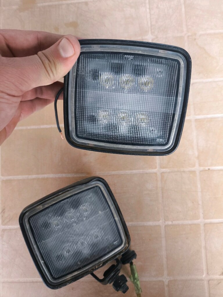 ekskavatör ve kepçelerde kullanılan 6 LED'li kare far lamba - 4