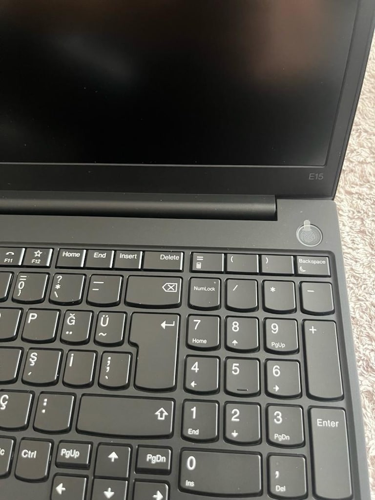 Lenovo ThinkPad E15 Gen 4 – i5 12. Nesil – 16 GB RAM – 512 GB SSD - 2