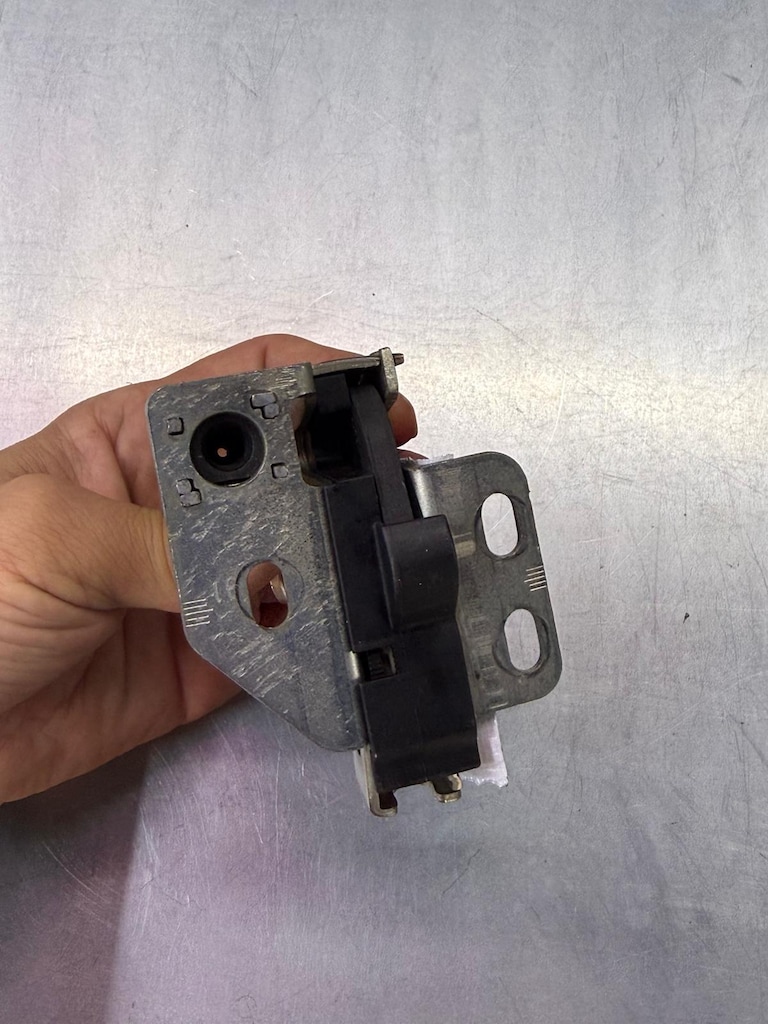 Orijinal Mercedes Sprinter W906 Arka Bagaj Kapı Kilidi A9067401235 - 4