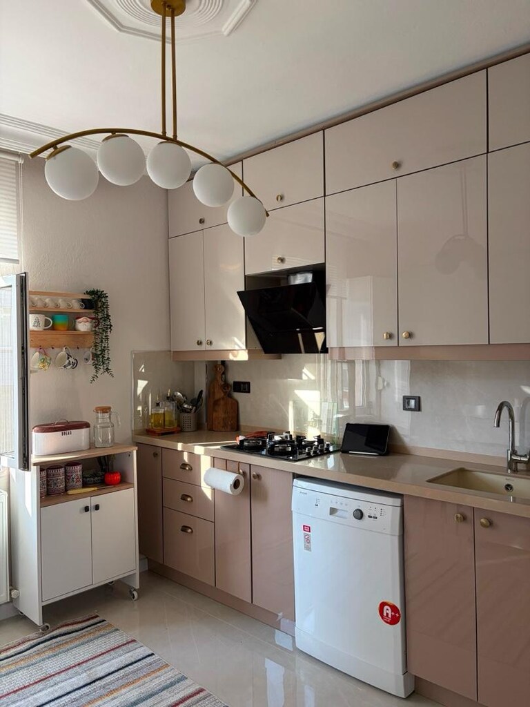 MUTFAK BANYO ANTRE YATAK ODASI ÇOCUK ODASI DOLAP ÇEŞİTLERİ ÖZEL ÖLÇÜ - 4