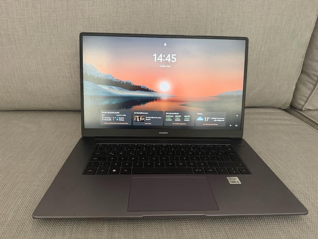 Huawei MateBook D15 i5 8 GB RAM Laptop – Temiz Kullanılmış - 3