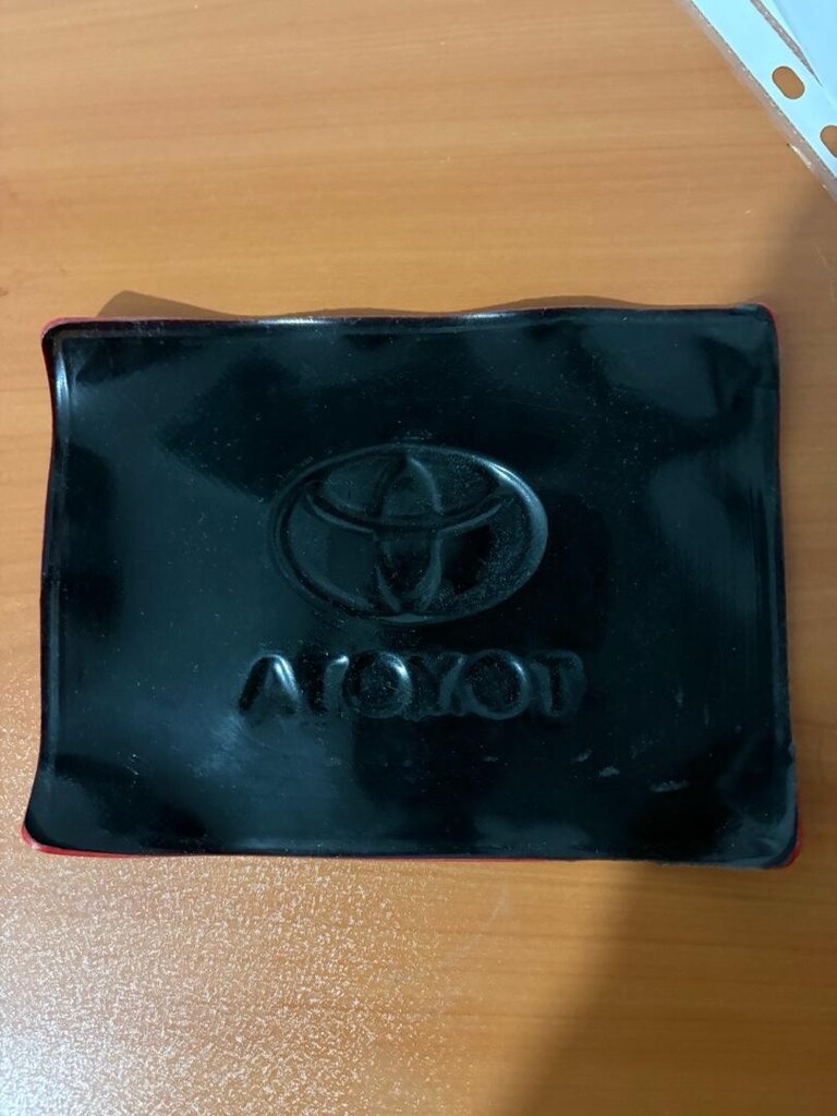 TOYOTA MARKA KAYDIRMAZ TORPİDO PETİ - 2