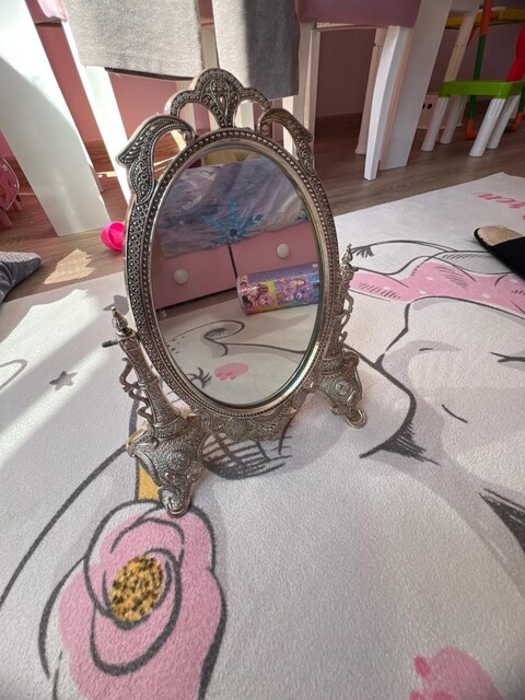 gümüş kapalama makyaj aynası