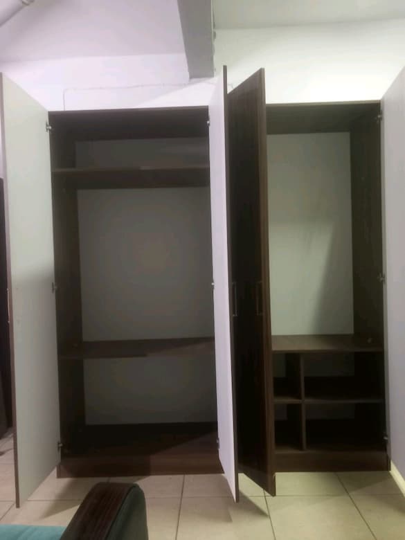 2.el Mdf boy 210 en 200 4 kapılı gardolap - 3