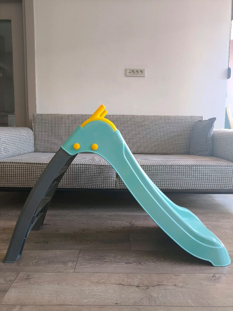 Temiz Durumda Plastik Çocuk Ev/Bahçe Kaydırağı - 2
