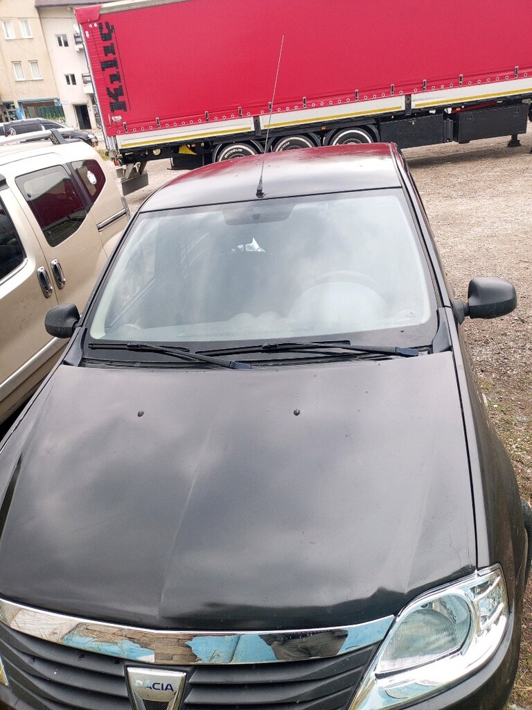 2010 model Dacia Logan - 6