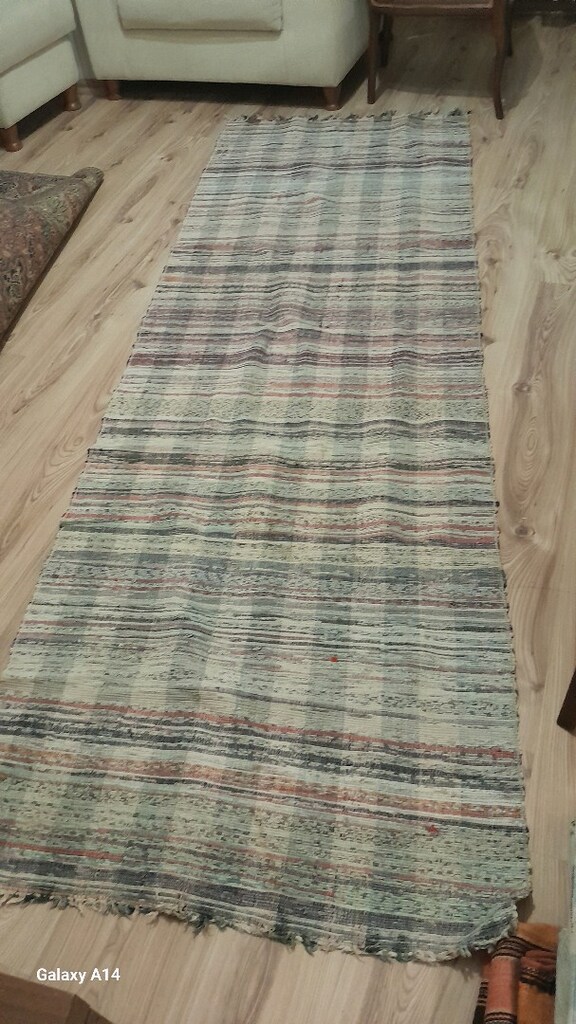 Iki adet çaput kilim - 3