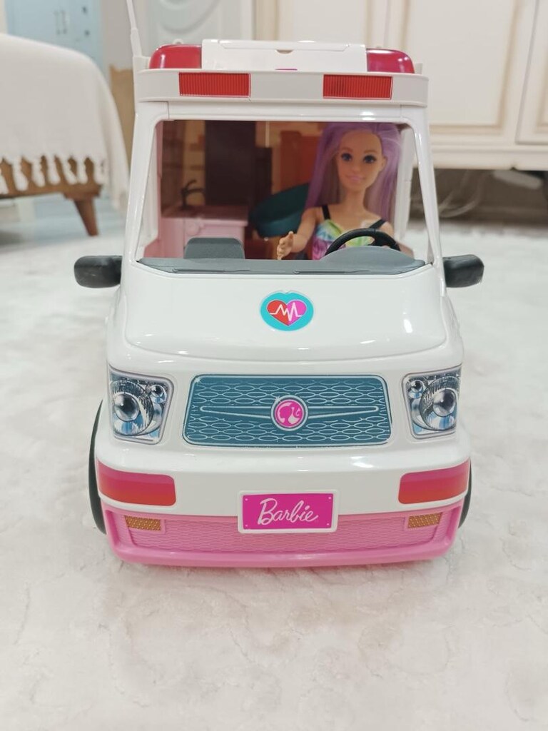 orjinal barbie ambulans - 5