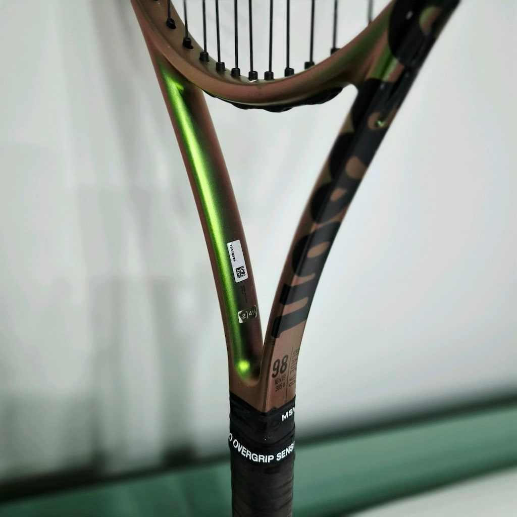 Tenis Raketi - 2
