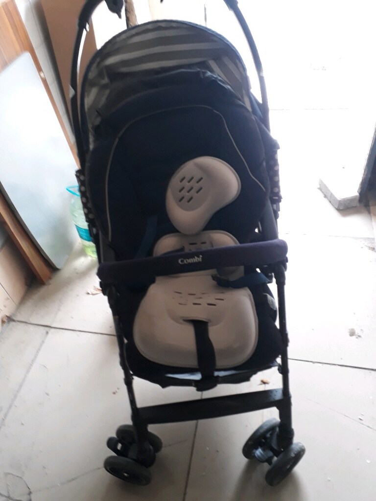 bebek arabası marka combi - 2