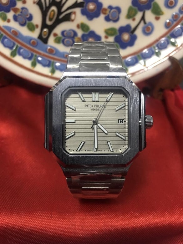 Bir efsane…Patek Philippe Cubitus erkek kol saati… - 7