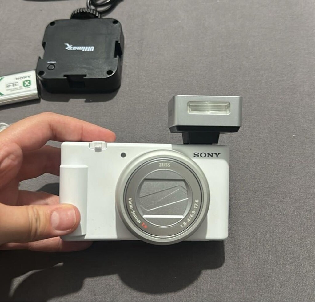 SONY ZV-1 VLOG 2 KAMERA SETİ - 13