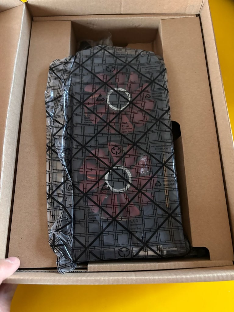 XFX Radeon RX 570 4GB GDDR5 Ekran Kartı - Kutulu ve Temiz - 3