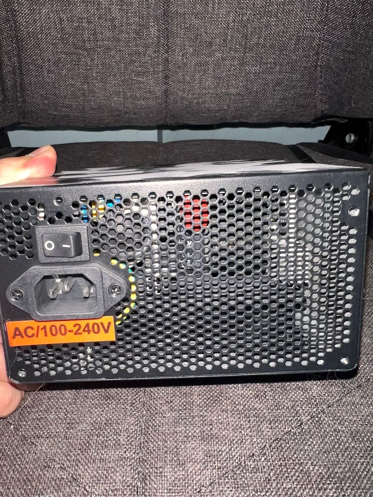 GAMEPOWER 700W 80 GOLD PSU - 2