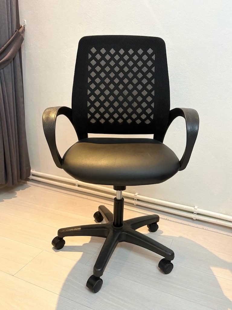 Ofis Çalışma Sandalyesi Sağlam Temiz Satılık - 2