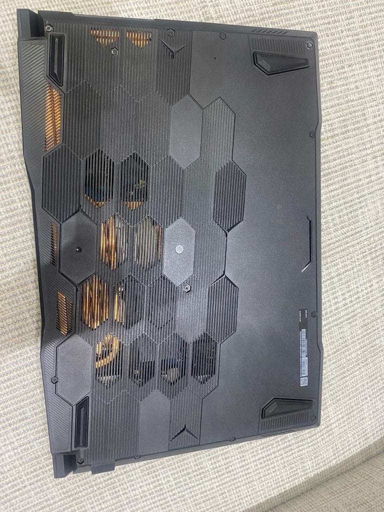 MSI Katana 17 B13VGK - RTX 4070 - i7 13620H - 16GB RAM - 1TB SSD - 2
