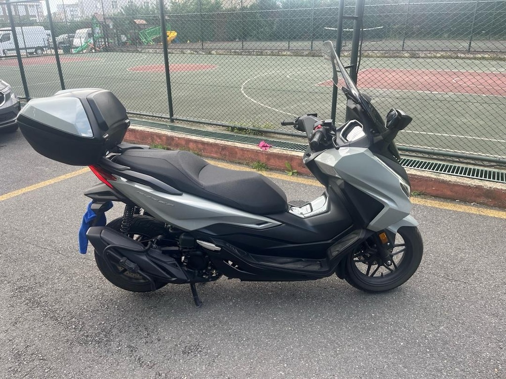 Honda Forza 250 Gri - 3