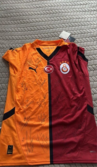 GALATASARAY TAKIM İMZALI FORMA