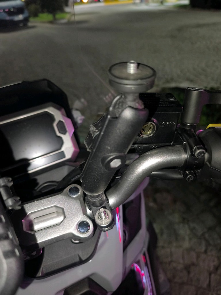 insta360 ONE - 3