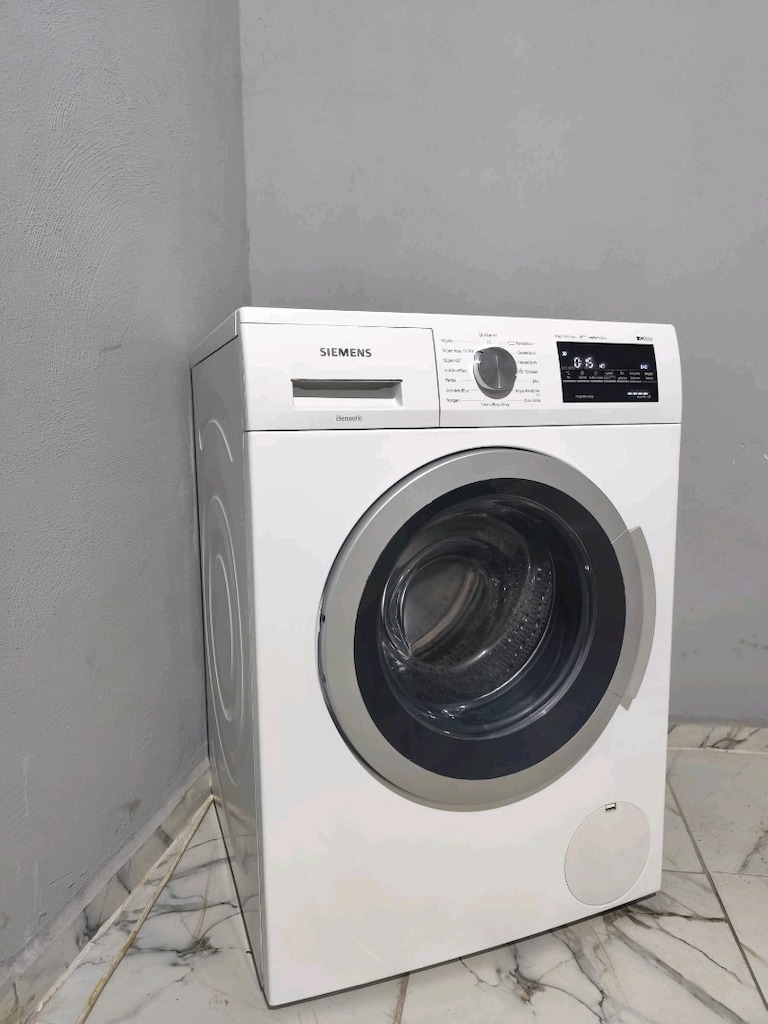 SİEMENS YENİ SERİ ÜRÜN ENERJİ TASARRUFLU DİJİTAL GÖSTERGELİ 9 KG 1200 - 3
