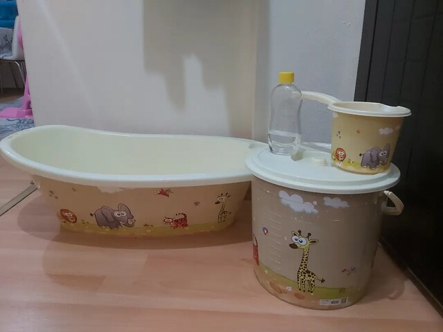 Bebek banyo seti
