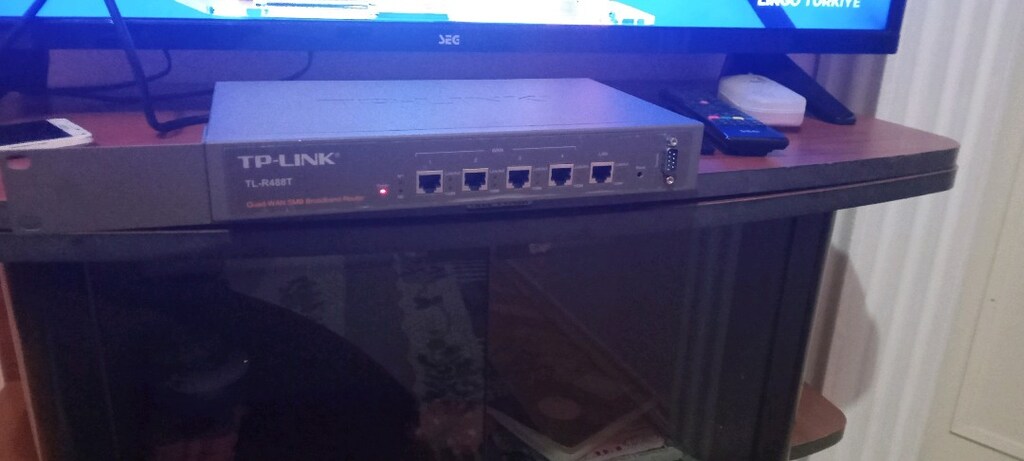 TP link tl R-488t geniş bant yönlendirici - 3