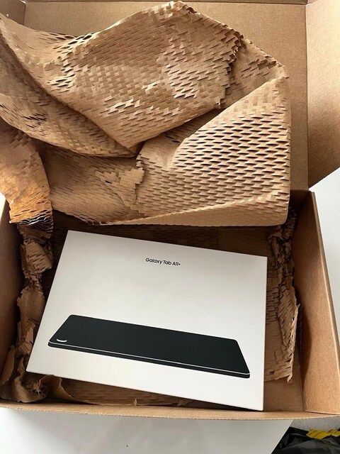 SAMSUNG Galaxy Tab 11+