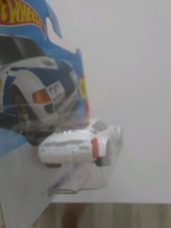 hot wheels ferrari 365 gt84 competizione - 5