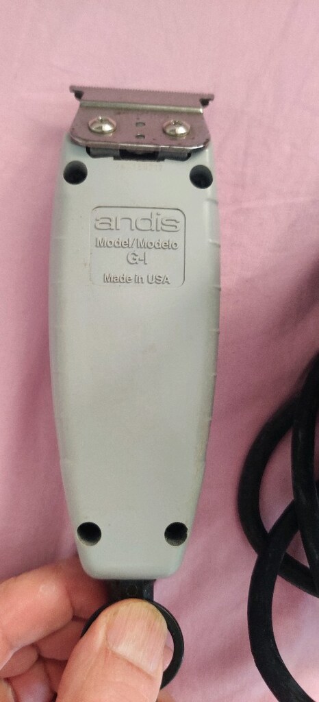 Andis T-Outliner Model G Profesyonel T Bıçaklı Kablolu Tıraş Makinesi. - 2
