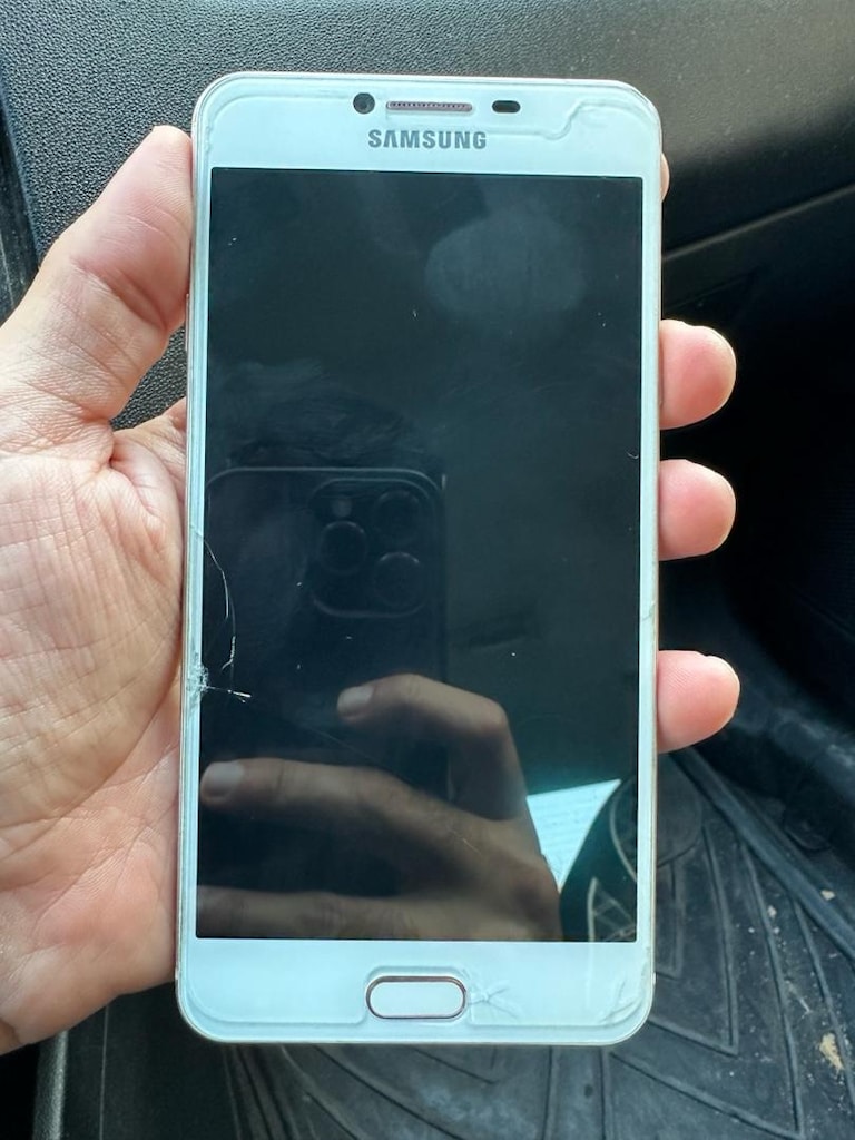 samsung c7 çalışıyor ekran gerek - 3
