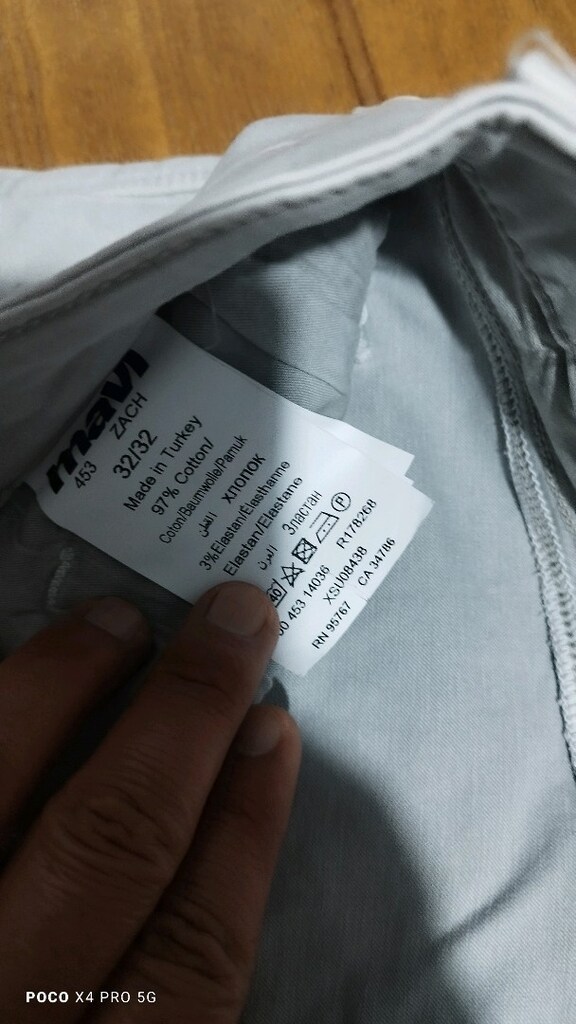 #Mavi Jeans pantolon..Çokça mavi ve başka kot var..Eni çekilince 45 - 7