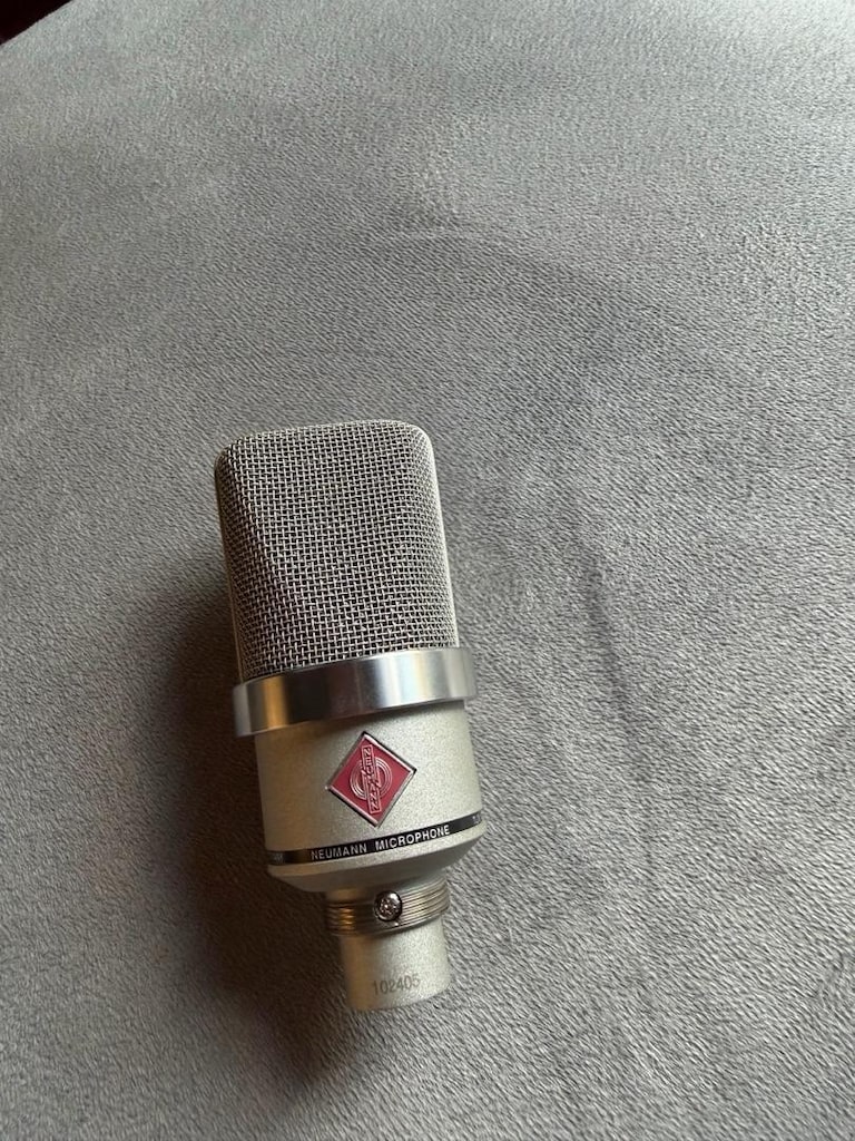 Neuman tlm102 Aciliyetten satılık sorunsuz