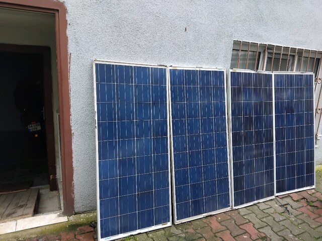 200 vat güneş panali