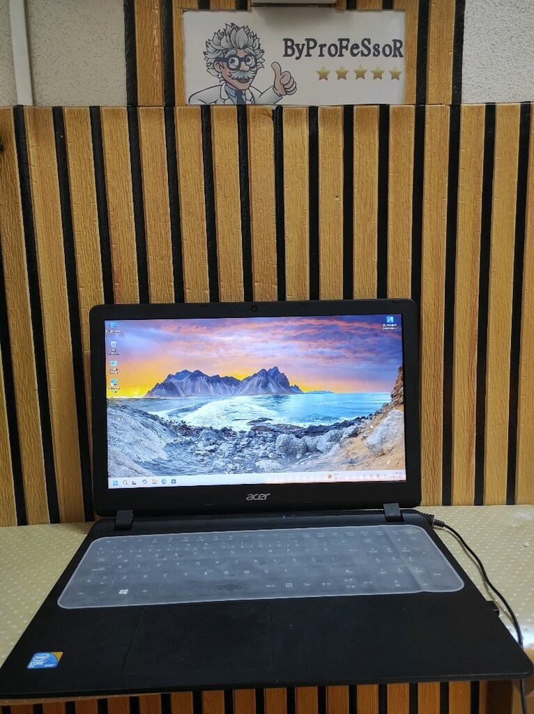 Acer Laptop - 2