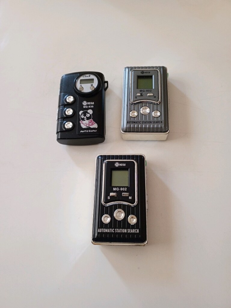 3 adet arızalı radyo - 2