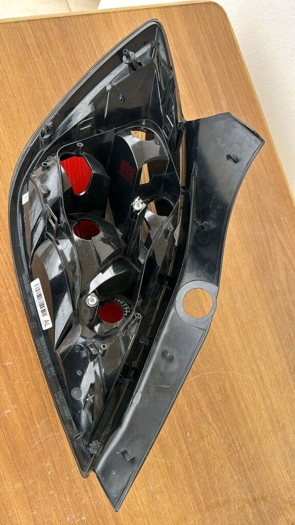 OPEL ASTRA H SAĞ STOP ORJİNAL ÇIKMA HATASIZ KARGO OLUR - 4