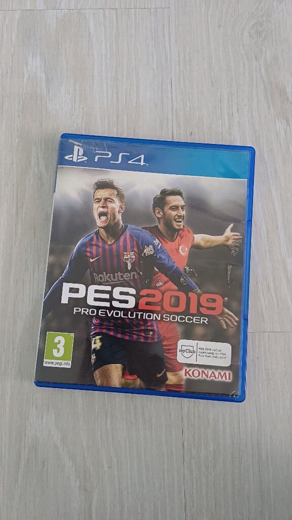 PlayStation 4 Pro 1 TB - 3