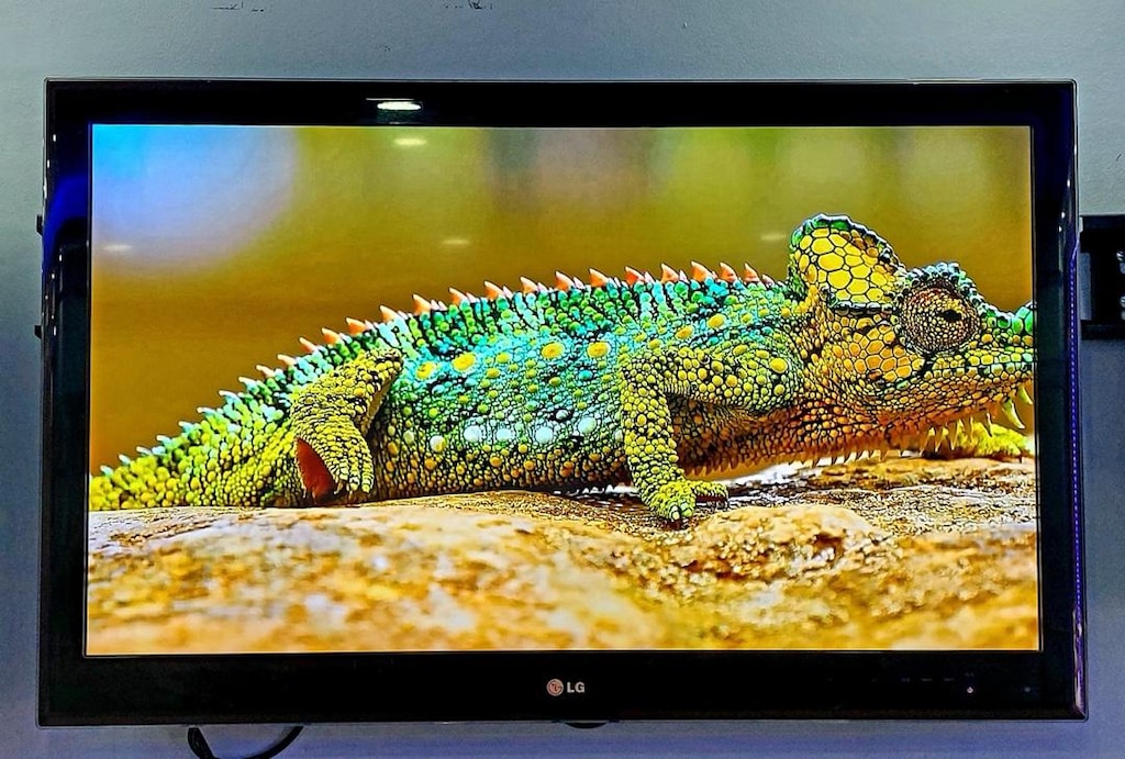 LG 120 EKRAN LED TV - 3