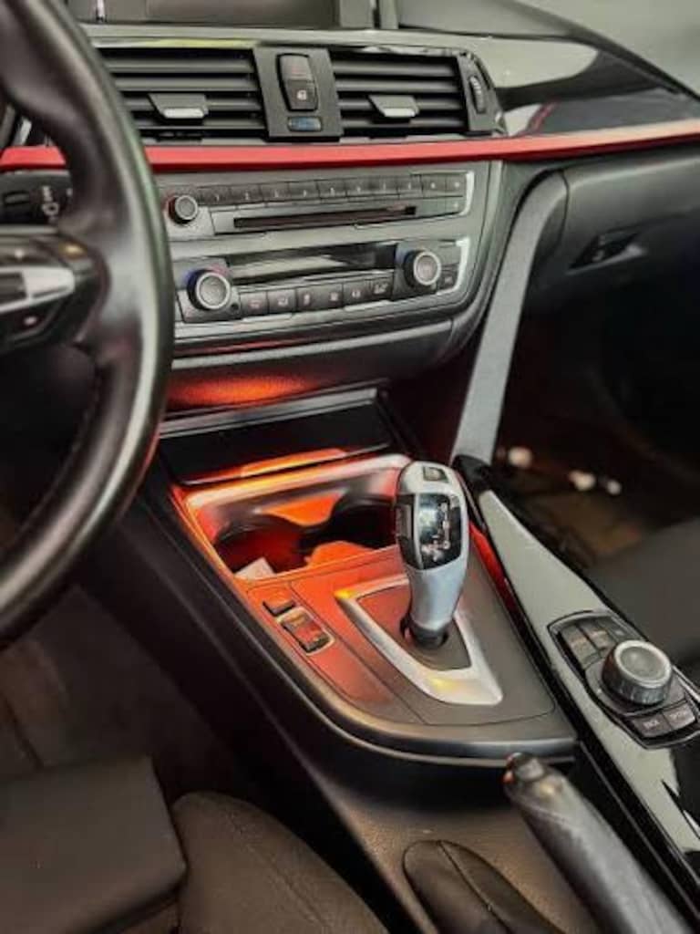 BMW f30 bardaklık ledi - 2