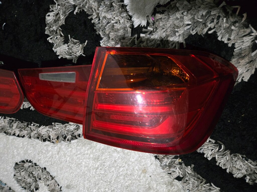 BMW F30 STOP TAKIMI ORJİNAL HATASIZ ÇIKMA - 2