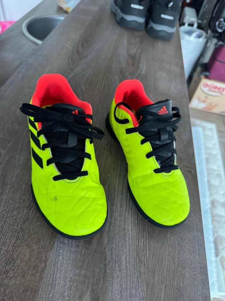 Adidas copa halı saha 32 numara - 2