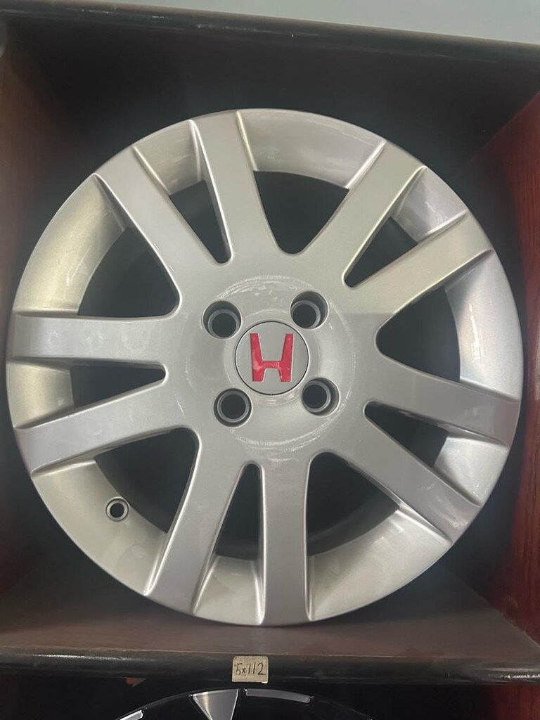 15 4/100 HONDA - 2