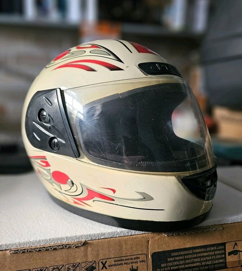 Satılık Motorsiklet Kaskı - 9