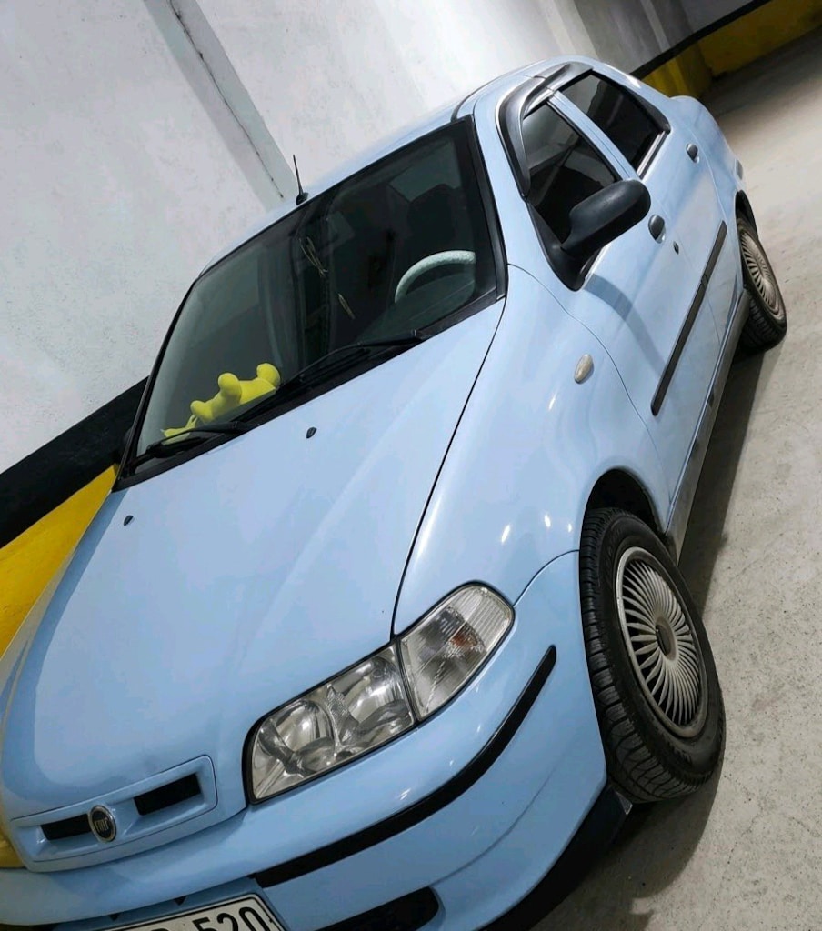 Albea temiz aile aracı yakıt az yakar 2 buçuk parça boya - 2