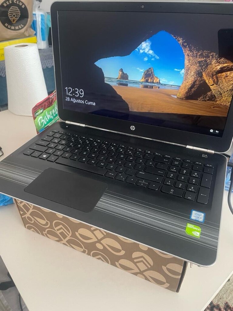 i7 HP pavlion laptop - 2